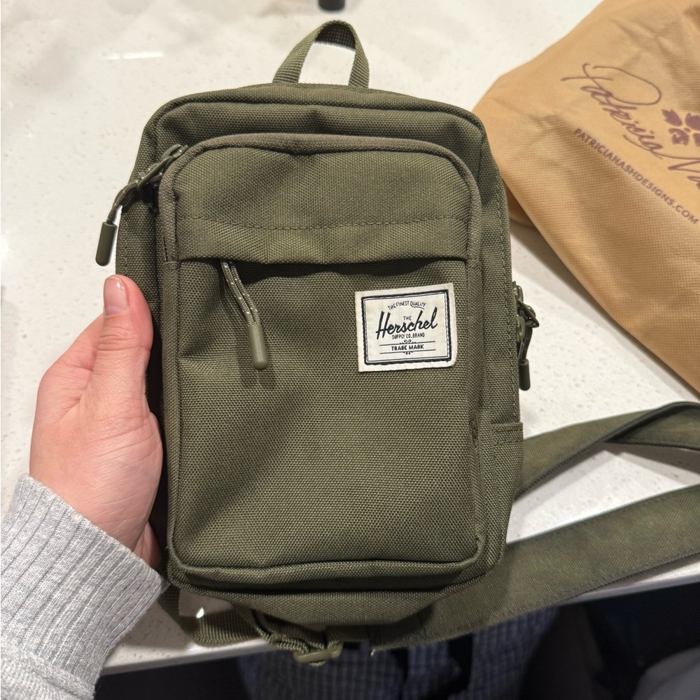 Herschel cross body bag
